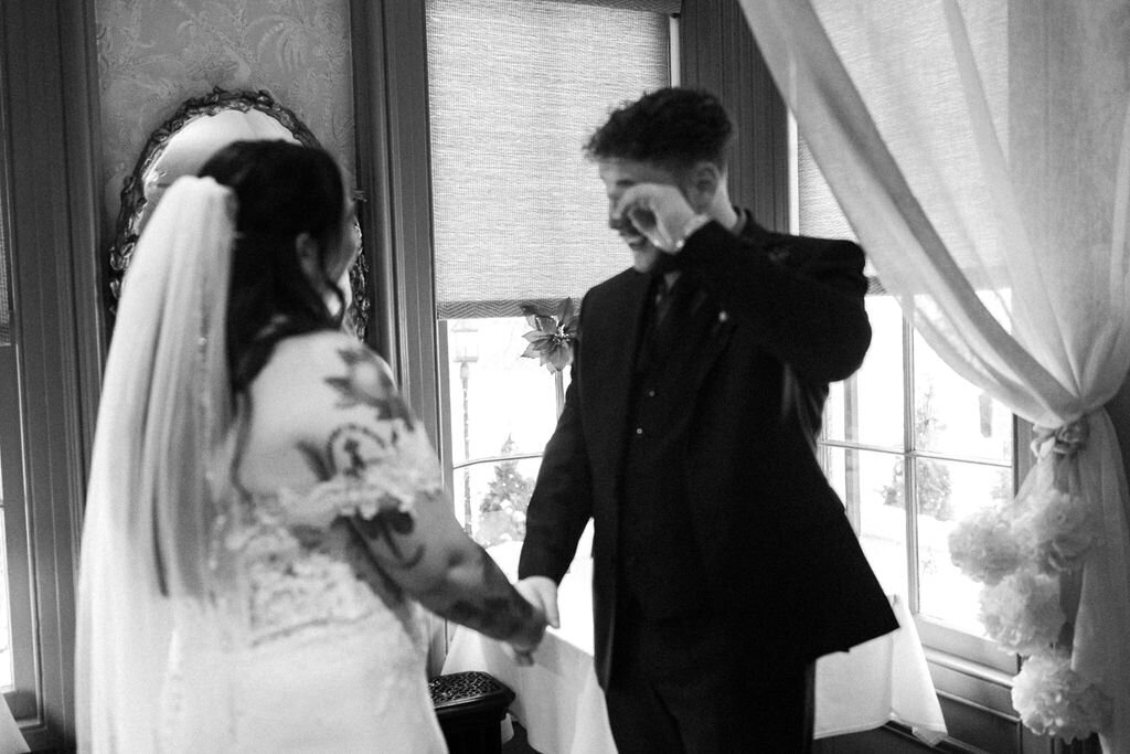 Intimate Wedding and Elopement Photographer72