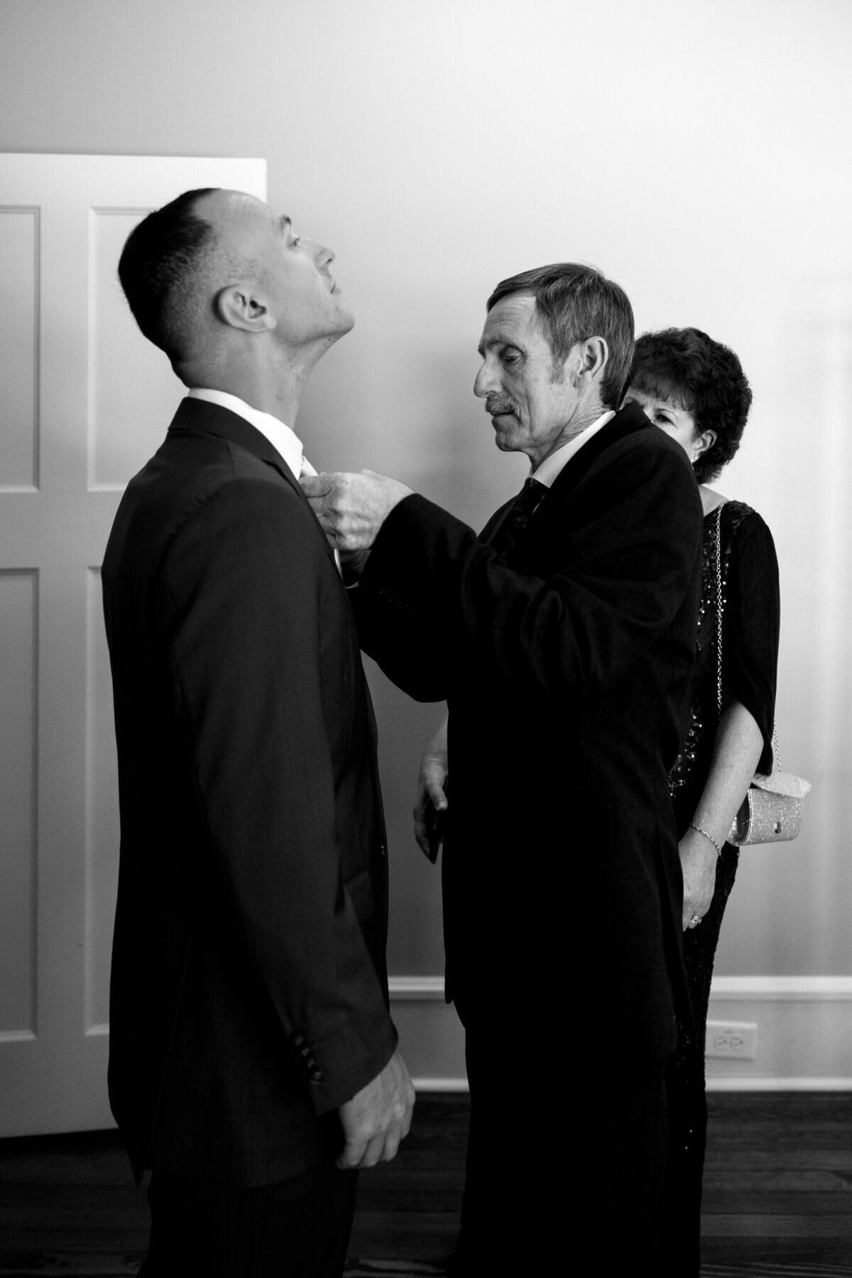 The Blisses Wedding_VanLandingham Estate Charlotte Wedding Venue_NC Wedding Photographers_0183