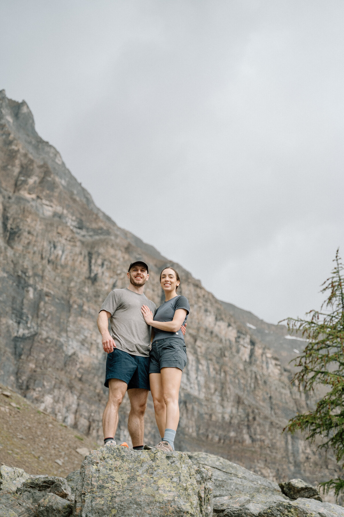 Impressive mountains in the background during the big beehive hike with the couple posing. 