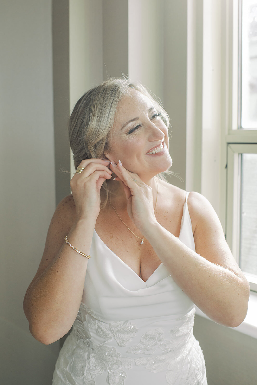 minted-photography-okanagan-kelowna-destination-wedding-photographer-rick-maria-wedding-fairmont-chateau-frontenac-quebec-6