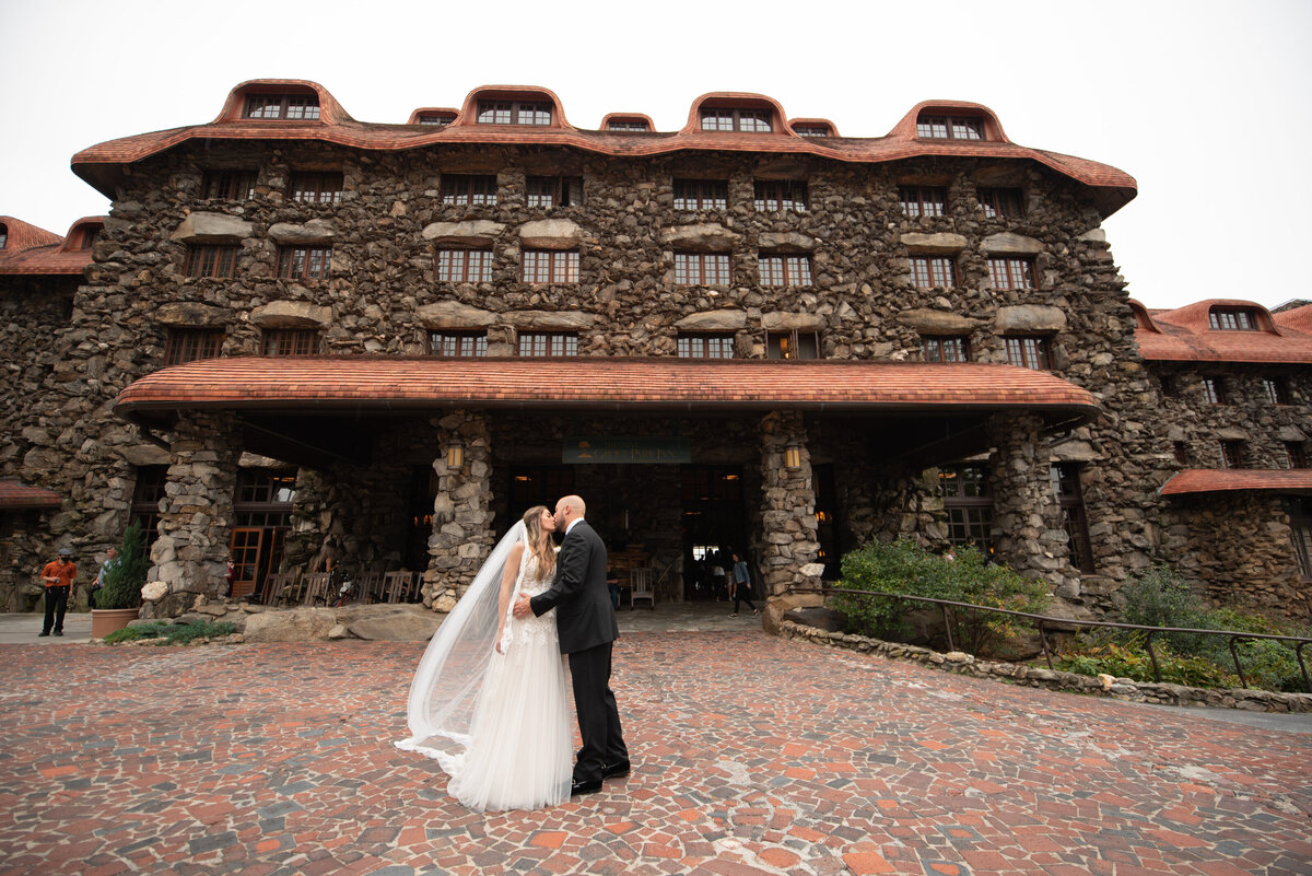 GroveParkInnWeddingRealitiesPhotography-187