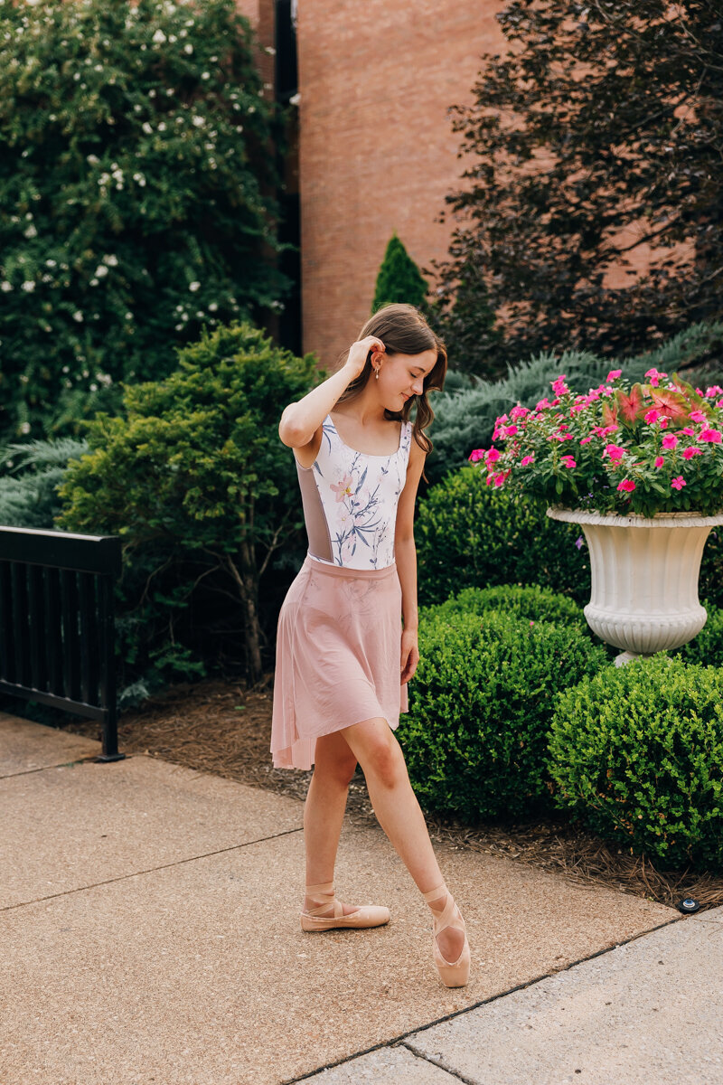 Belmont_University_Senior_Portrait_Session-23