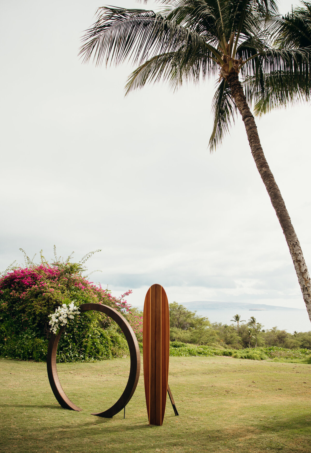 Maui Wedding Photographer captures wedding alter and surfboard at Maui beach wedding