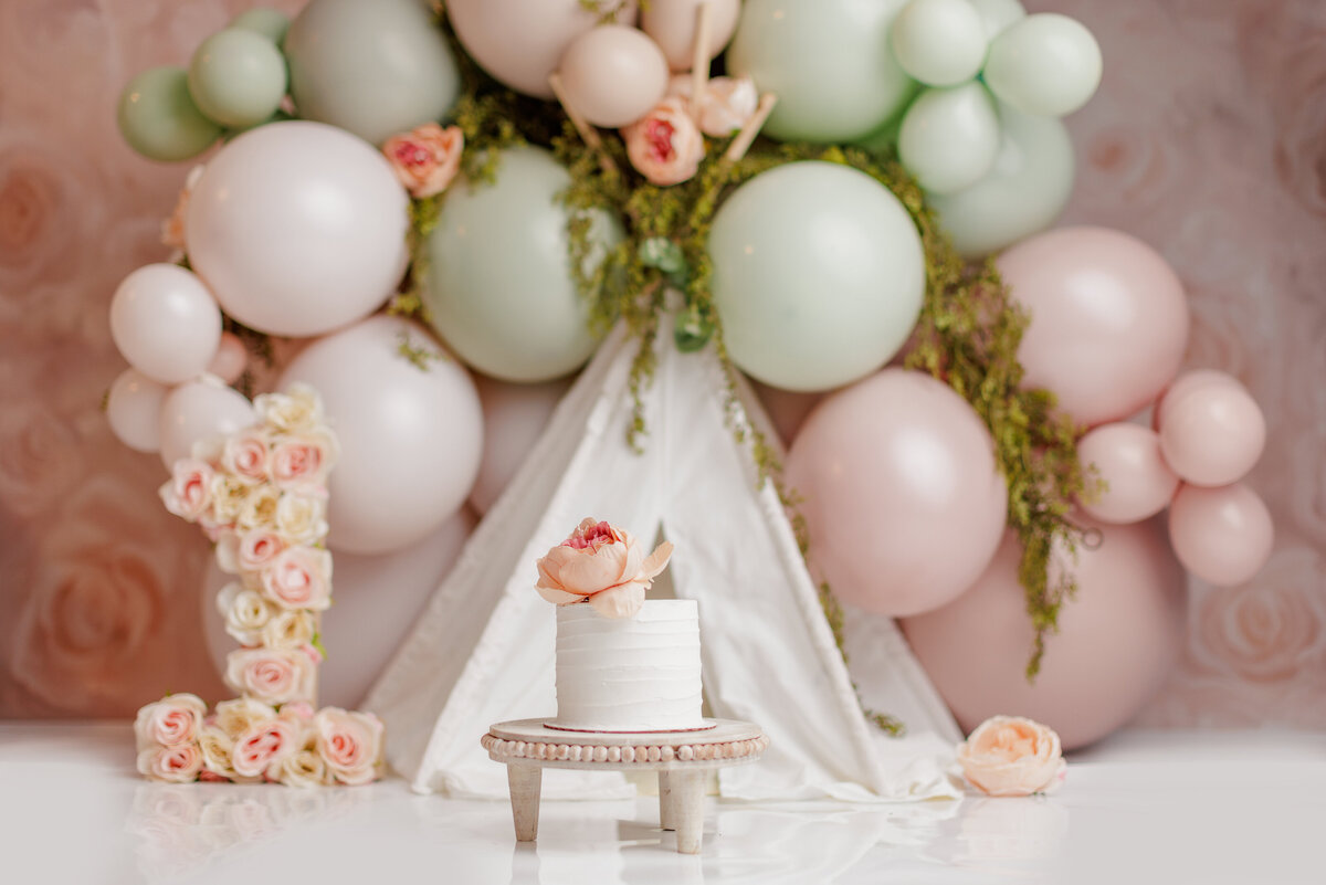 Floral Pink Birthday Balloons Huntsville AL Best Cake Smash First Birthday Photographer Studio