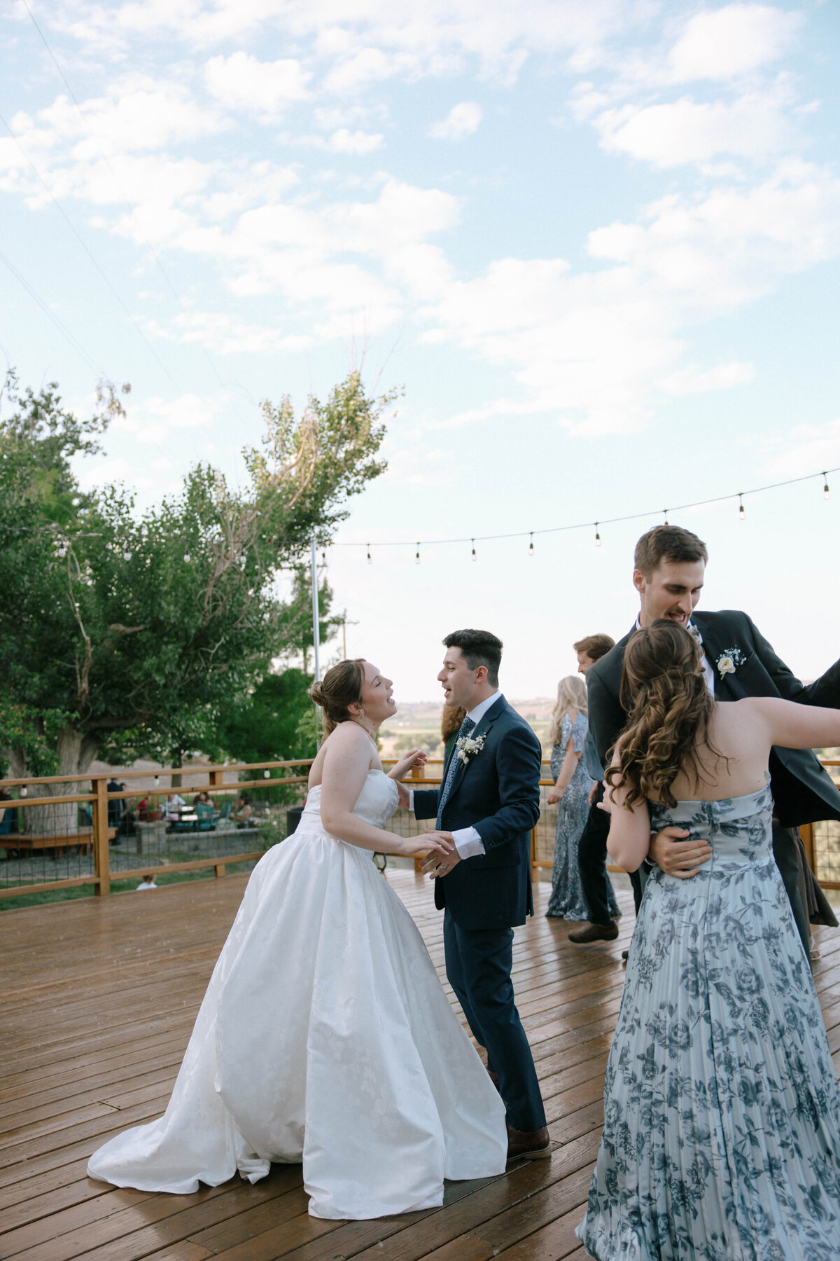 fox-canyon-vineyards-marsing-idaho-wedding-krysta-timmons-photography-reception-343