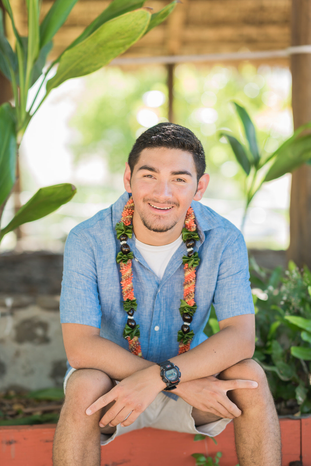 senior portraits Maui for guys