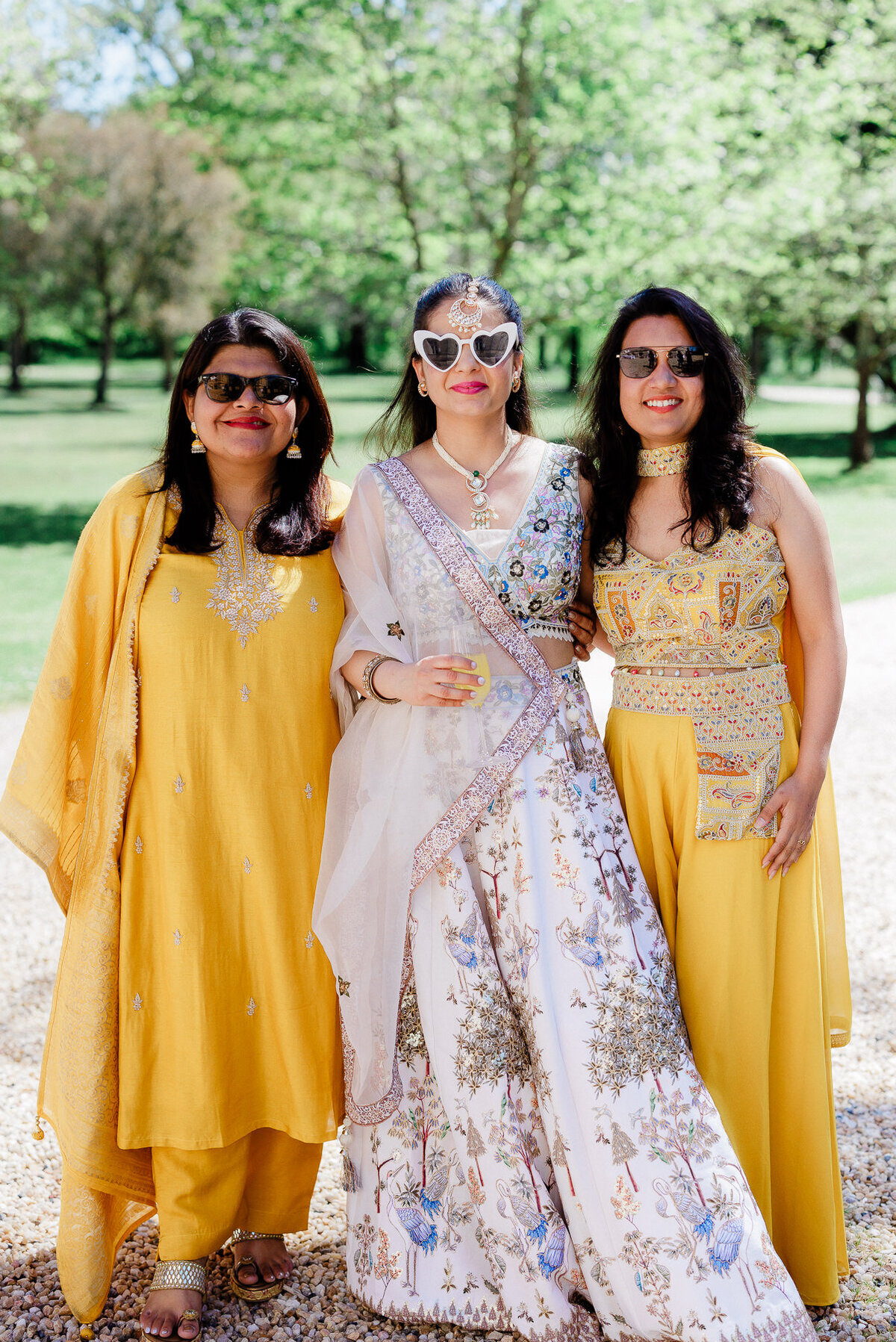 Modern_Chic_Chateau_Valouze_Destination_Wedding_Photographer-21