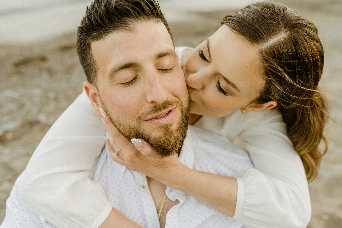 a-toront-engagement-session-queen-street-east-the-beaches-summer-fun-whimsical-romantic-2276