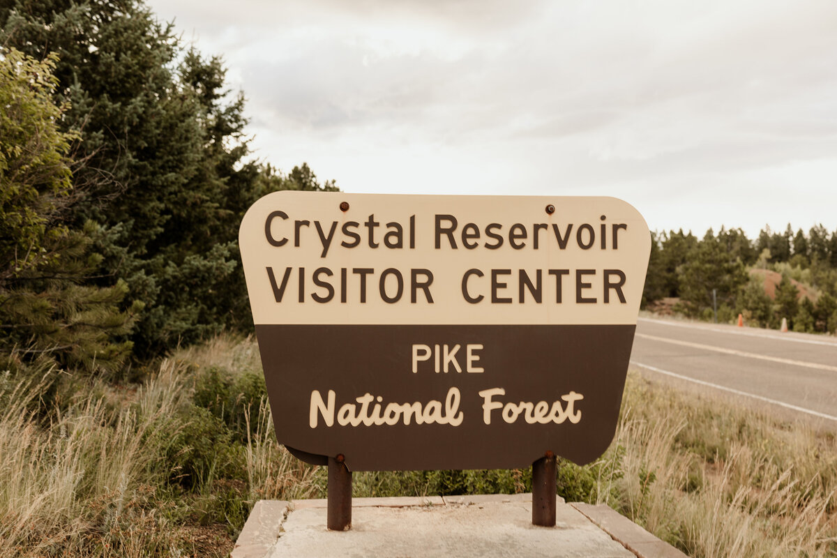 Pikes Peak Elopement Photographer - Jenn and Kyle