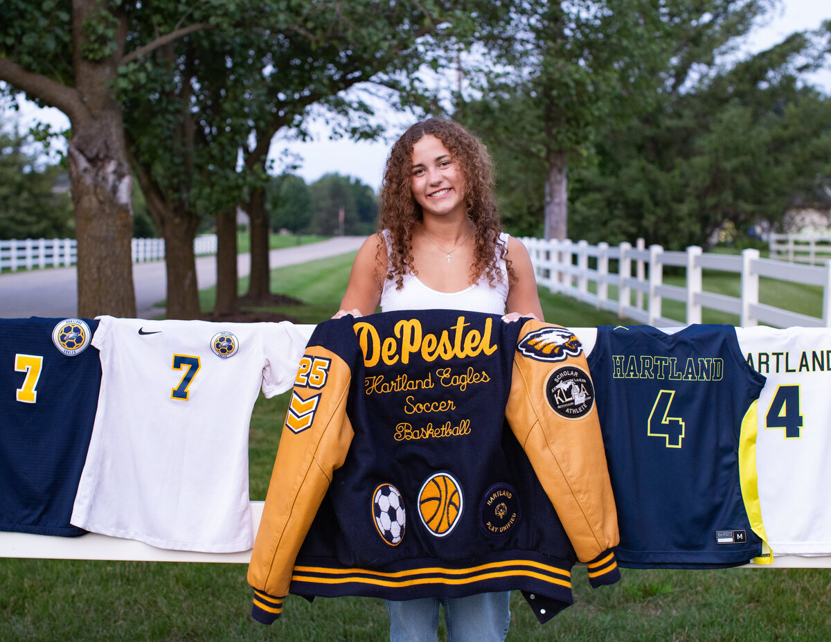 Brighton-michigan-senior-portrait-photographer-anadalai-photography