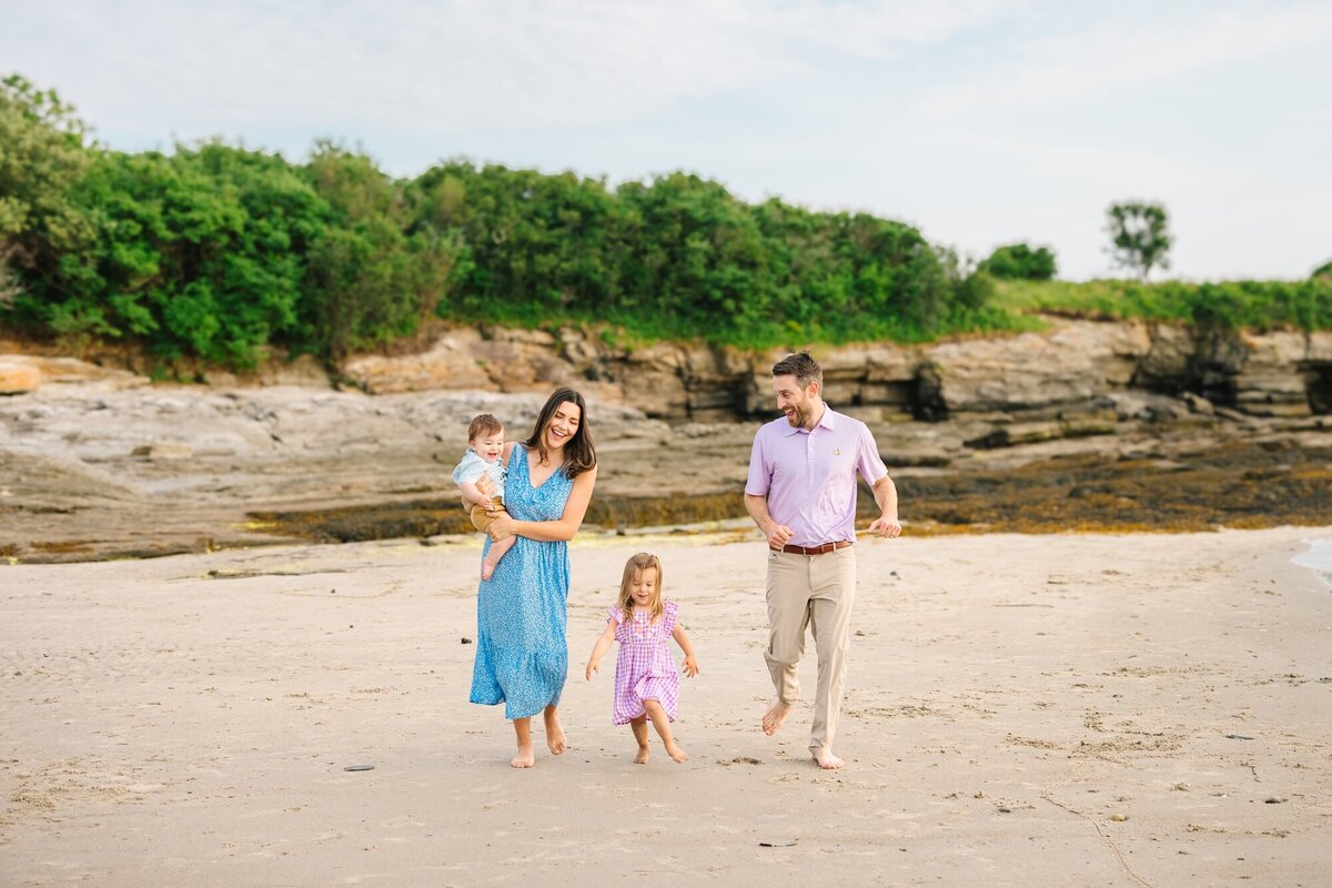 Kelly_Payeur_Photography_Kettle_Cove_Summer_Beach_Family_Maine_Photography_0014