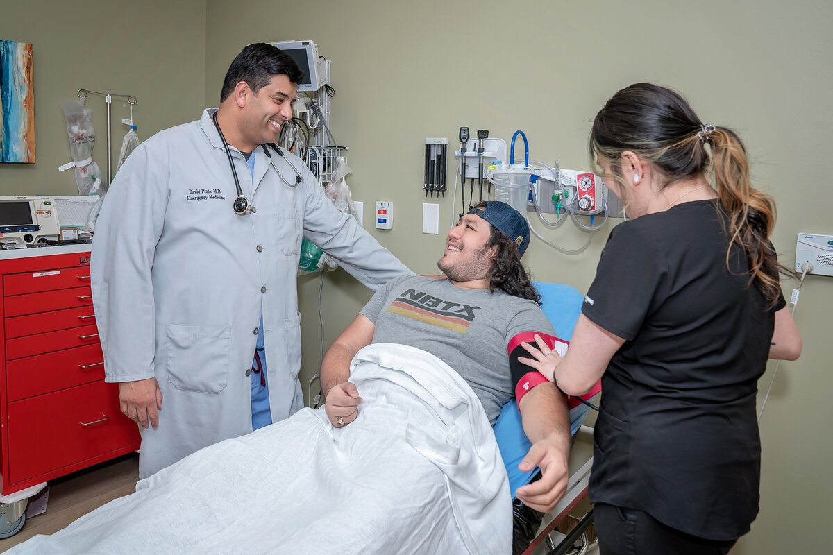 New_braunfels_ER_hospital_branding_08