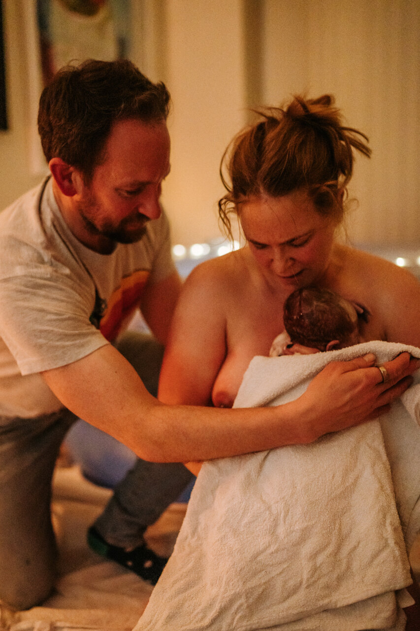 birth-photographer-doula-buckinghamshire-14