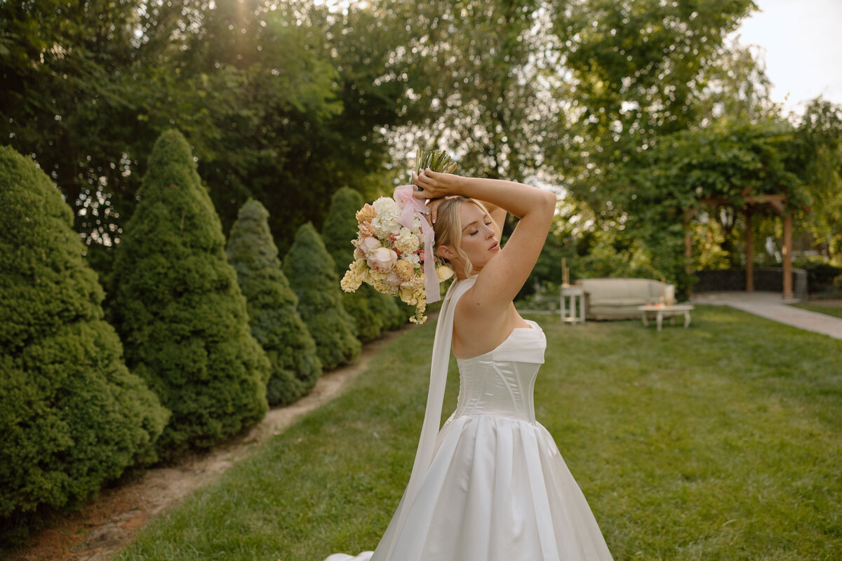 BillieFruitPhotography-vintage rose sneak-24