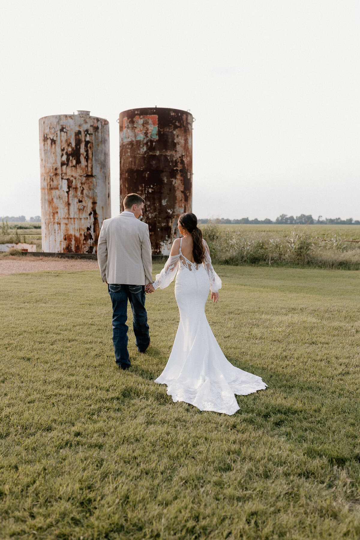 The Gin at Hidalgo Falls wedding with natural light and authentic moments.