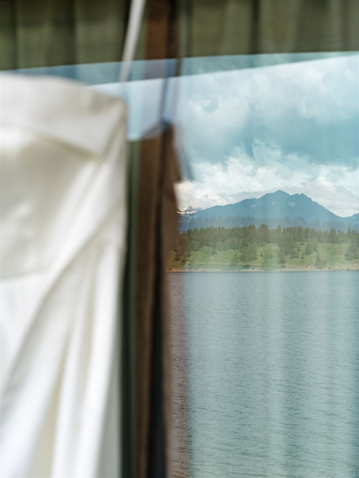 emily-leon-wedding-previews-nicole-lenia-kiser-imagery-22_websize