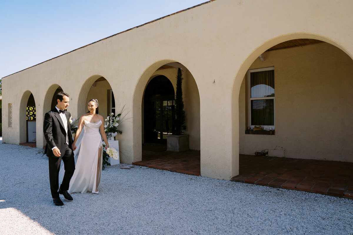 Adrian-Hannah-MountWilliamStationEstateWedding-RedbookStudios--135