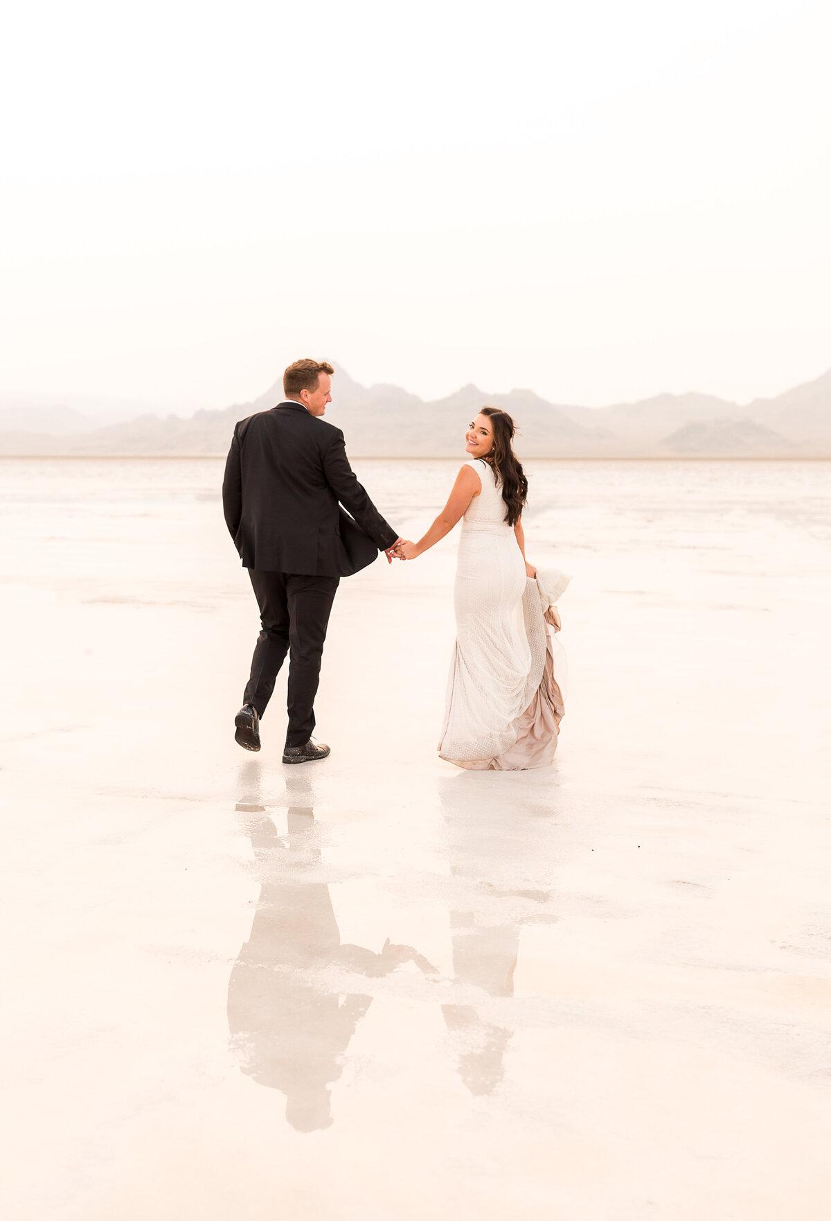 Bridal Photos taken at the Salt Flats in Utah by Robin Kunzler Photo