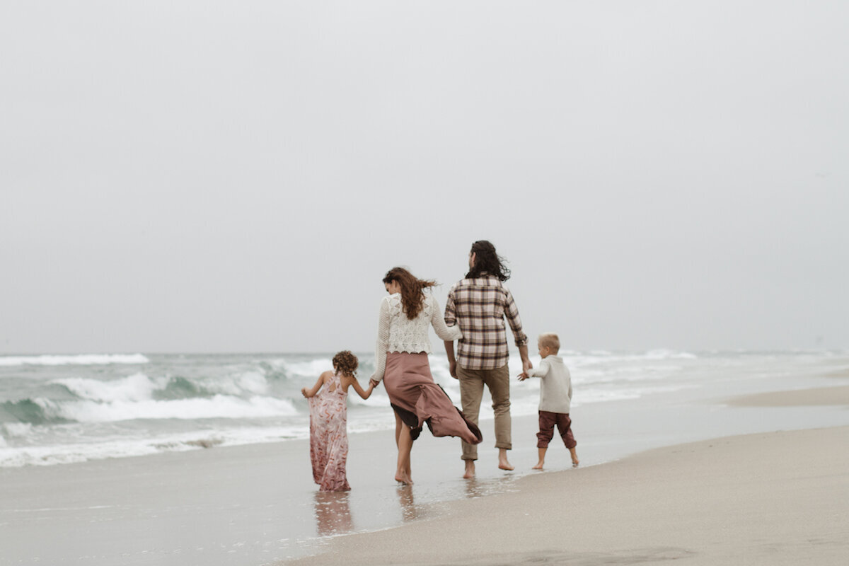 KIM PECKHAM PHOTO ORANGE COUNTY FAMILY BEACH PORTRAITS-158