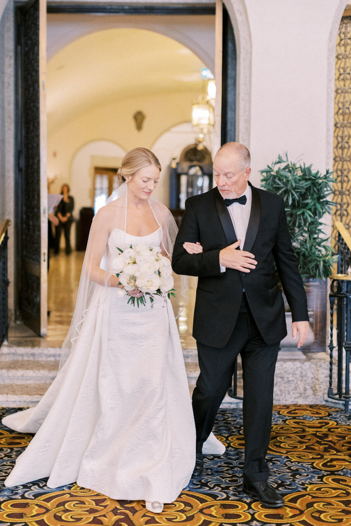 calgary_wedding_photographers_fairmont_banff_springs_destination_wedding_nicole_sarah-56