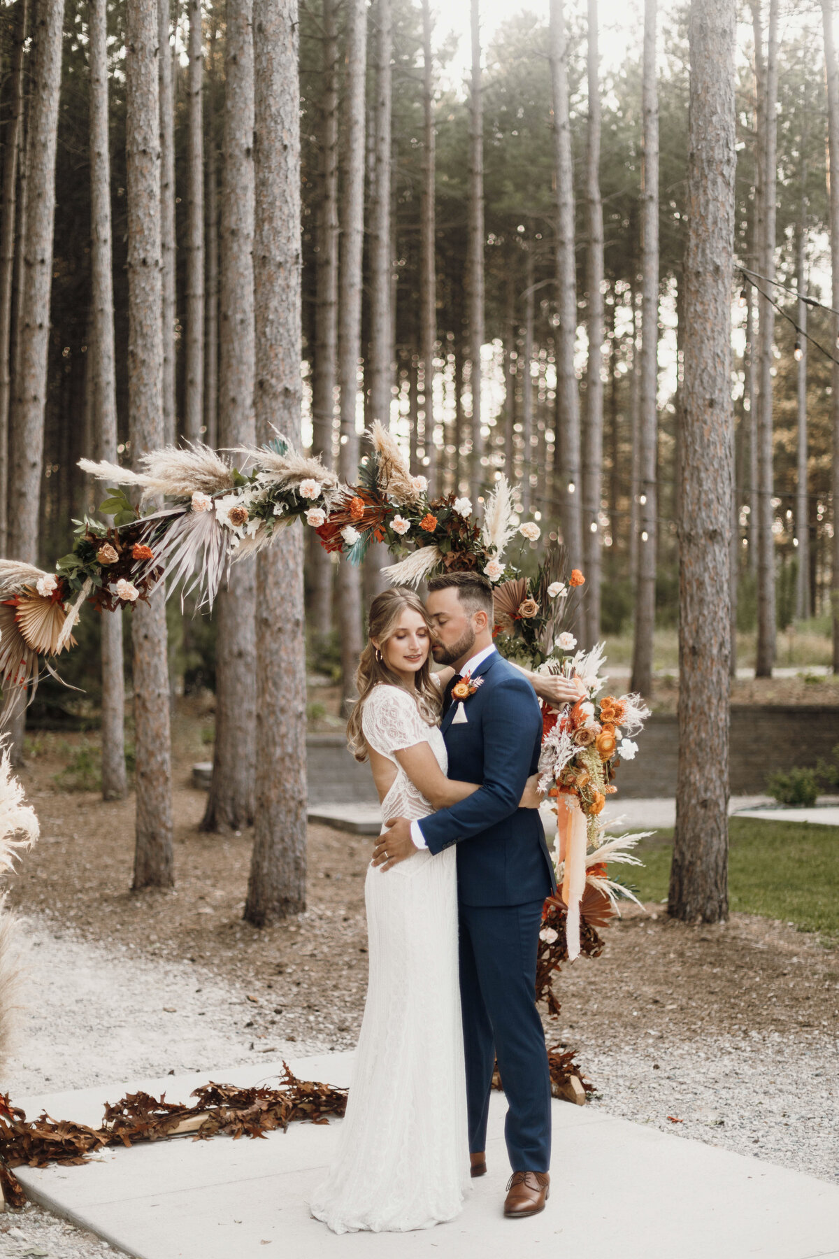 Duluth-Wedding-Photographer-Lydia-Evelyn-Photography-106