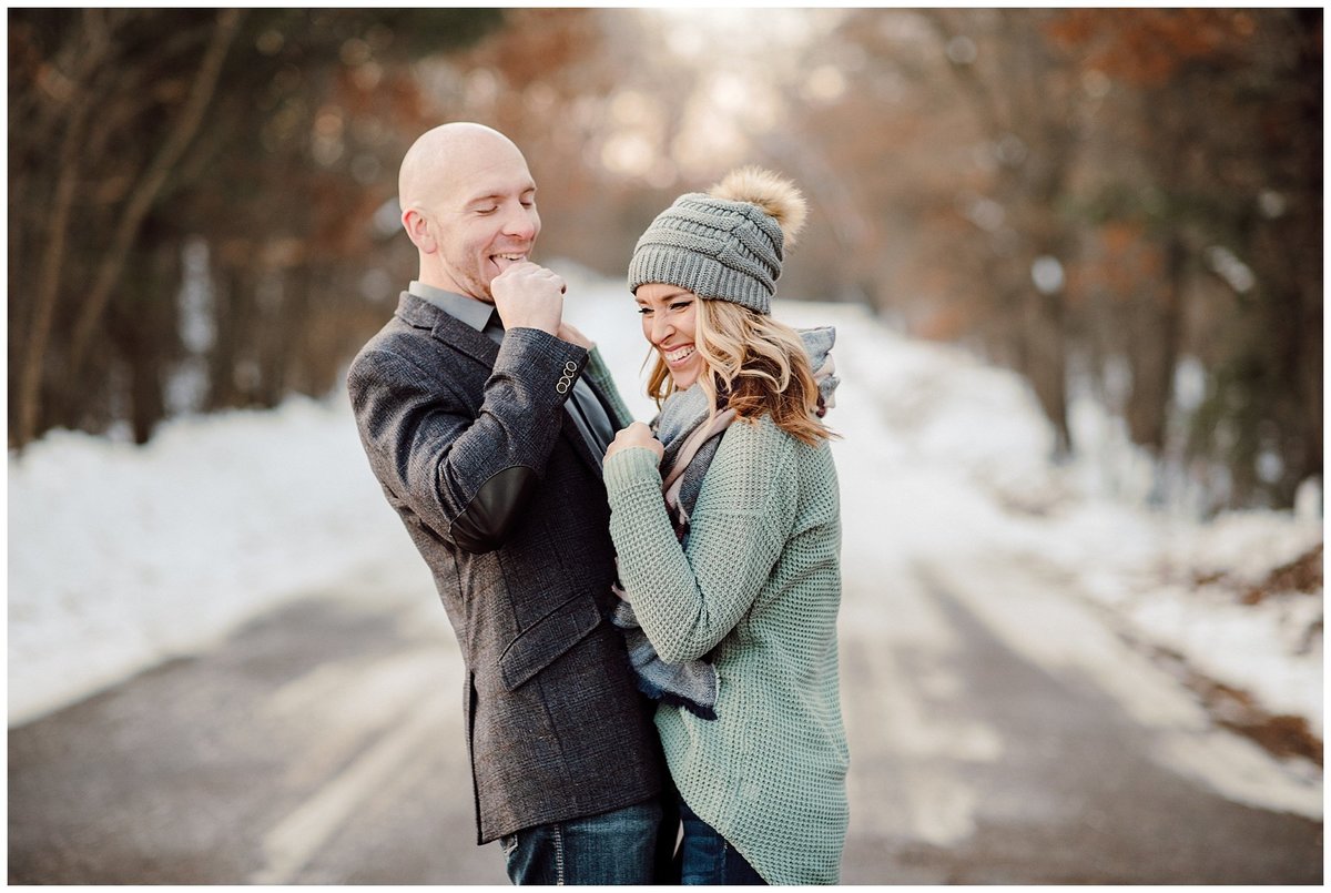 Outdoor-Winter-Couples-Session021