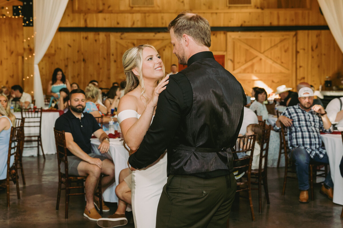 4 Points Farm Wedding Reception (6)