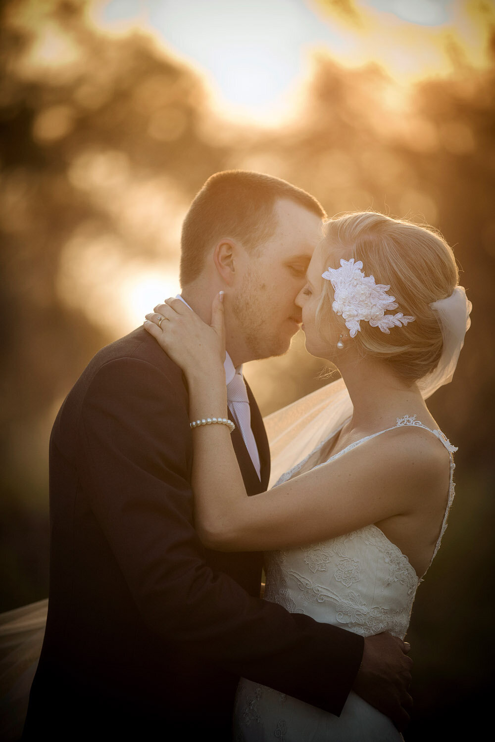 Alton Downs, QLD wedding couple in rural setting