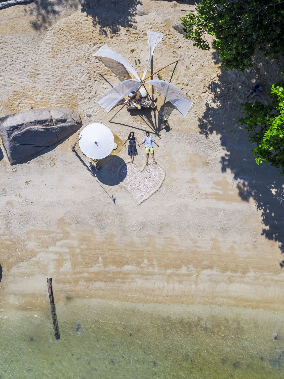 Beach Picnic Proposal on Koh Tao Thailand  (8)