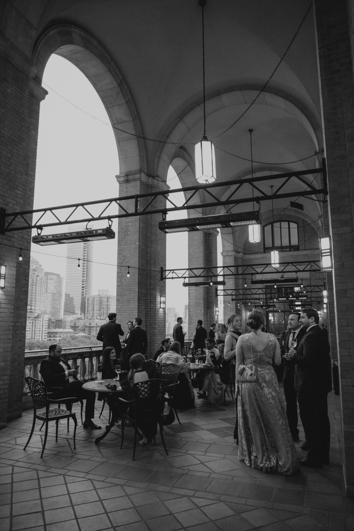 Faye-Fern-Creative-MariaBLung-Meg-Brandon-New-York-Athletic-Club-St-Patricks-Cathedral-Wedding-Cocktail-Hour-01