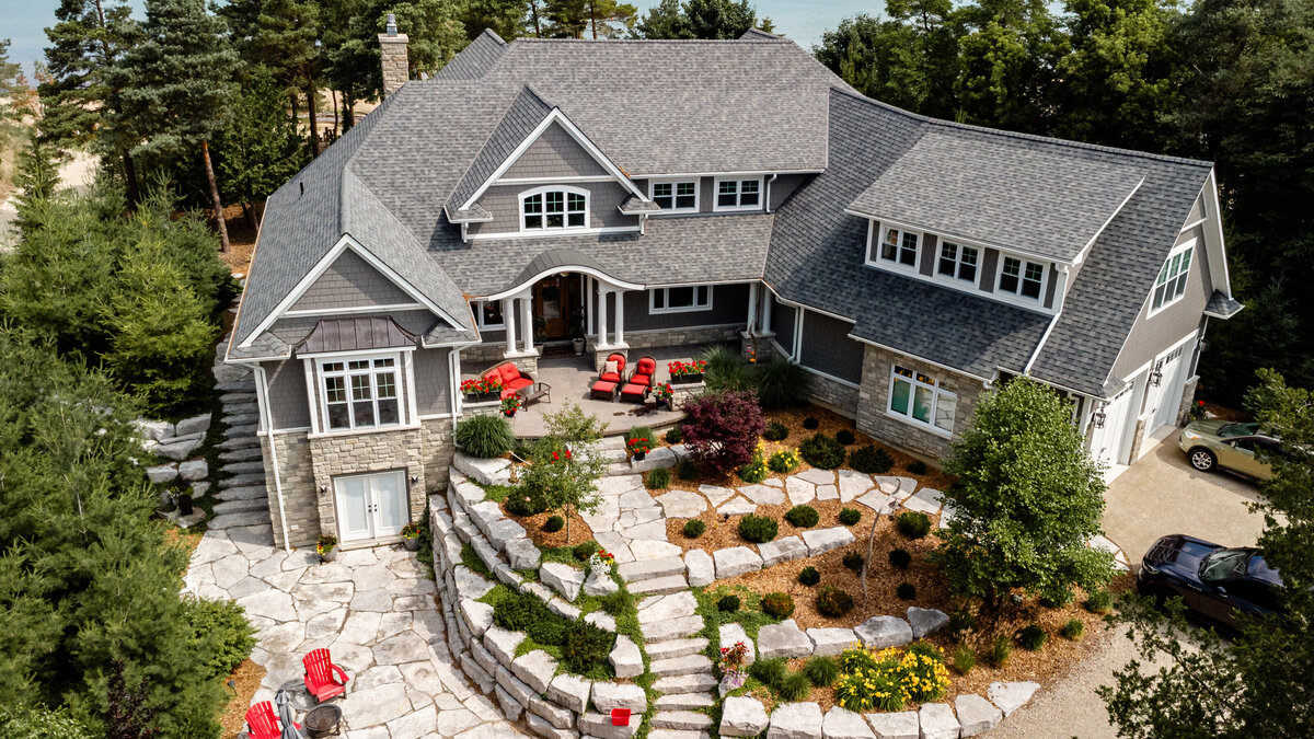 Drone : Aerial Photo and Video Footage for Real Estate Listings London Ontario