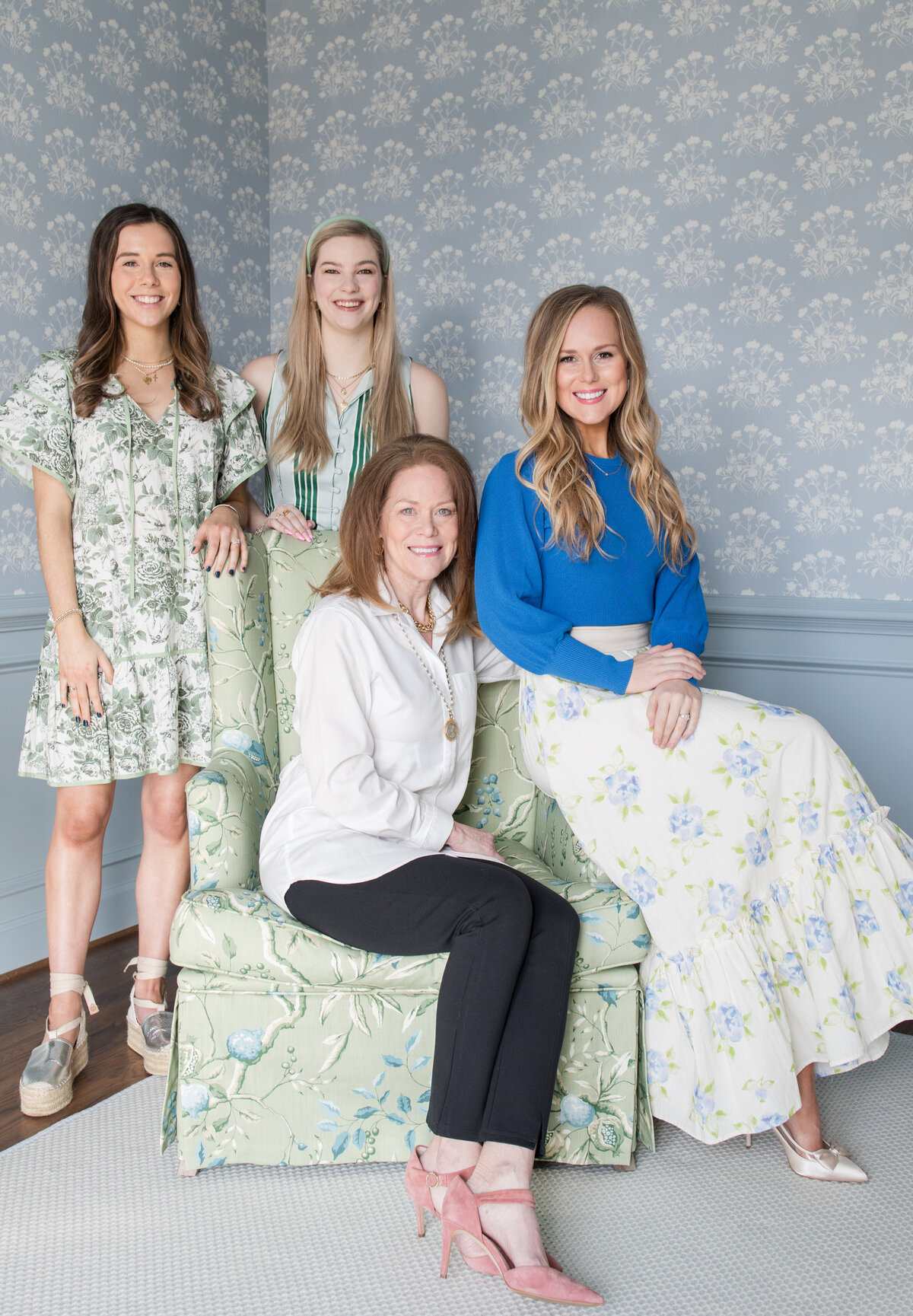 personal brand photoshoot for  mae davis interiors