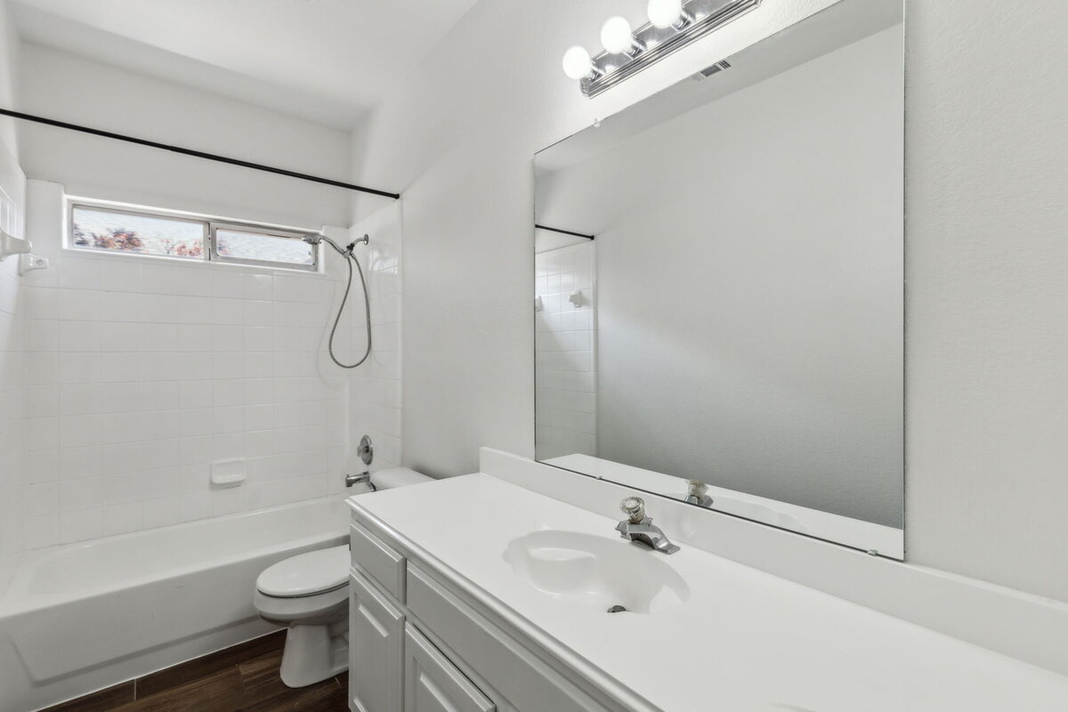 26-5604Glenview_026