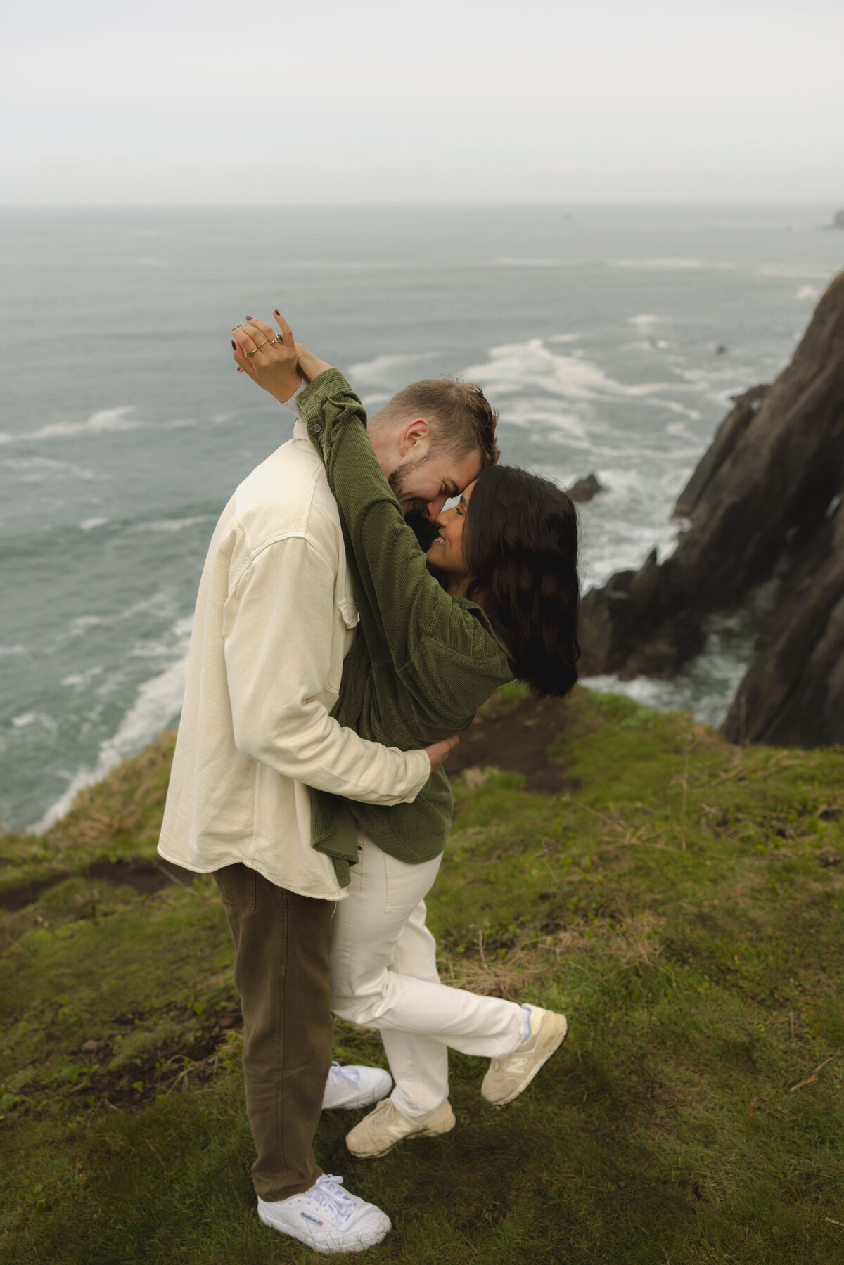 CannonBeachCouple-46