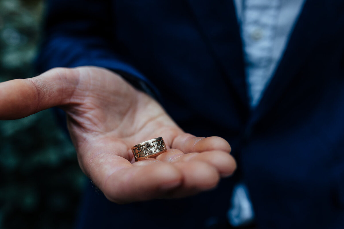 Intimate Hudson Valley Wedding_WanderandDusk-202_websize