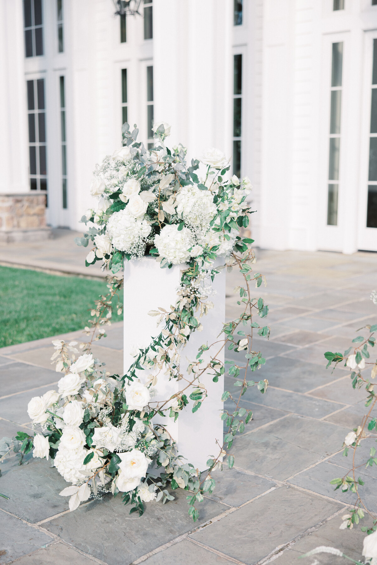 Molly Sue Photography New Jersey + East Coast Wedding Photographer Romantic Imagery Engagement Lifestyle Heirloom Wedding Albums54