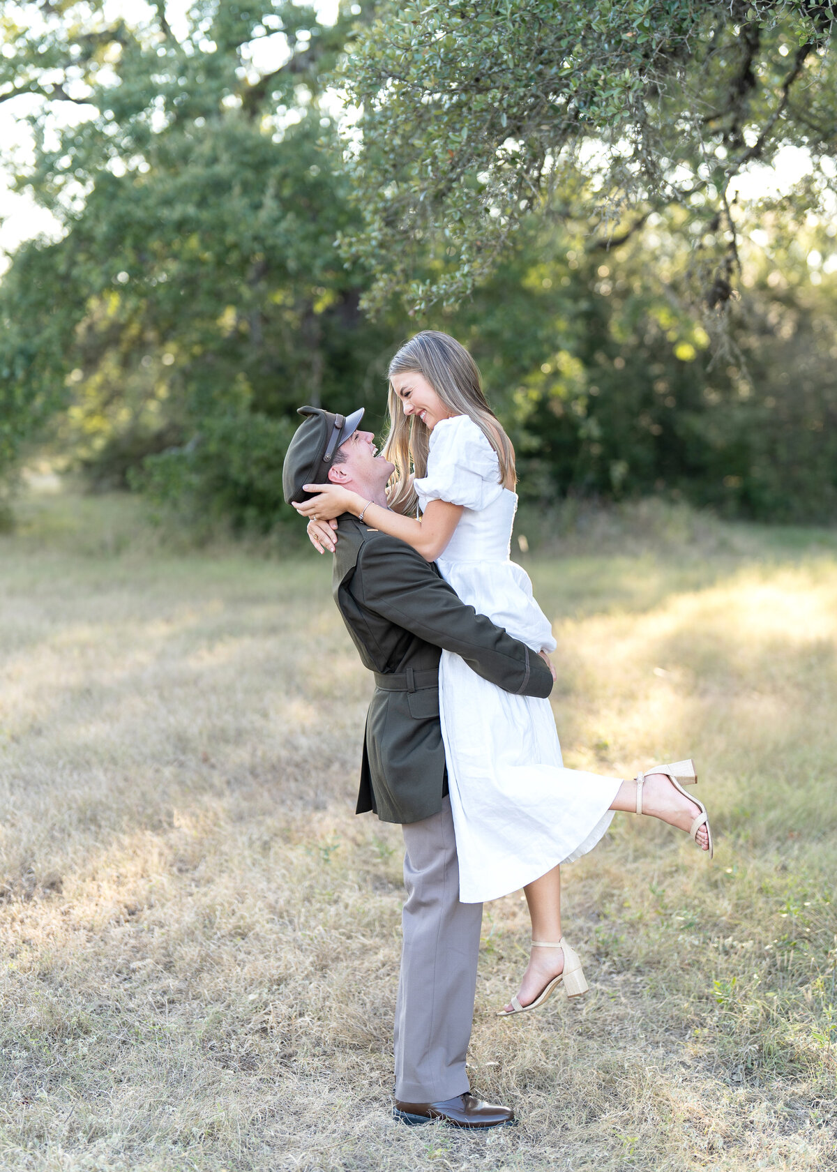 Austin_engagement_photos_ut_austin_grad2