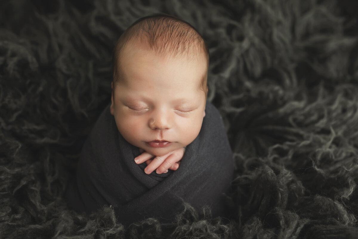unique newborn photography Belton