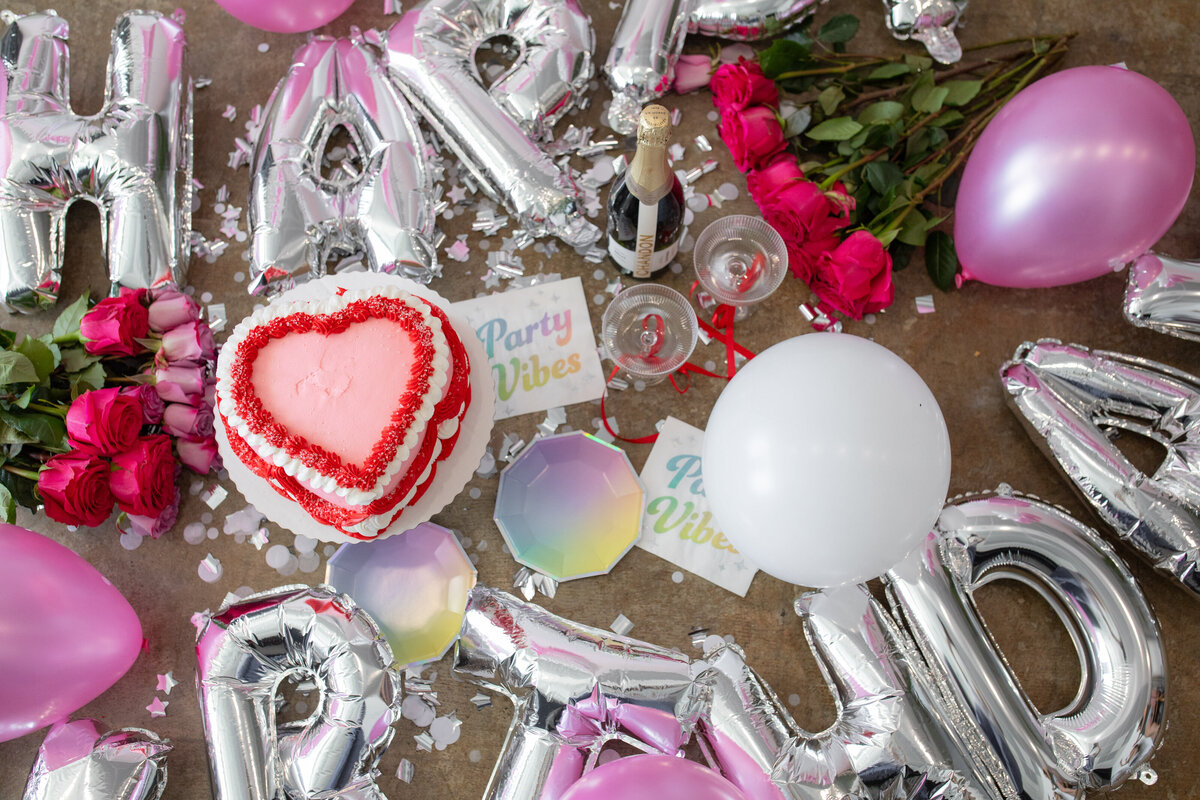glamorous-in-studio-birthday-portraits-4