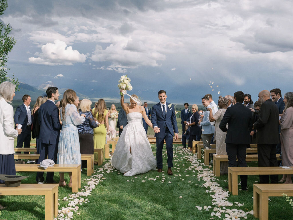 favorites-ennis-mt-wedding-madison-valley-planned-by-elysian-events-111