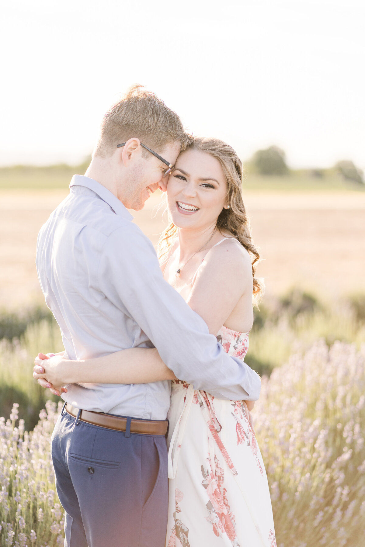 araceli-lavender-farm-engagement-sacramento-wedding-photographers-023