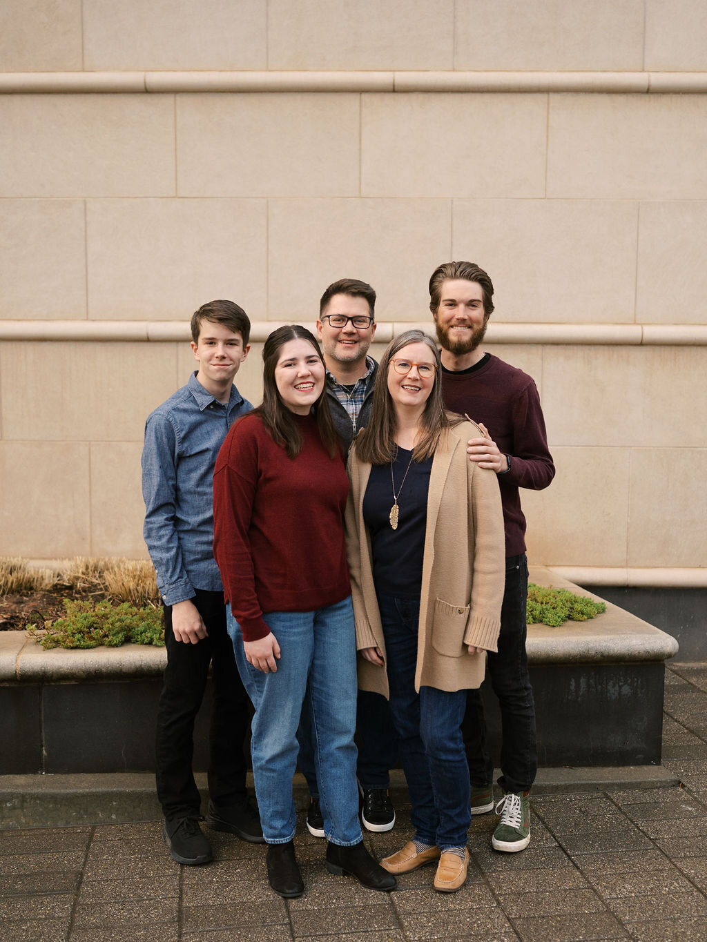 family portraits at art museum-12
