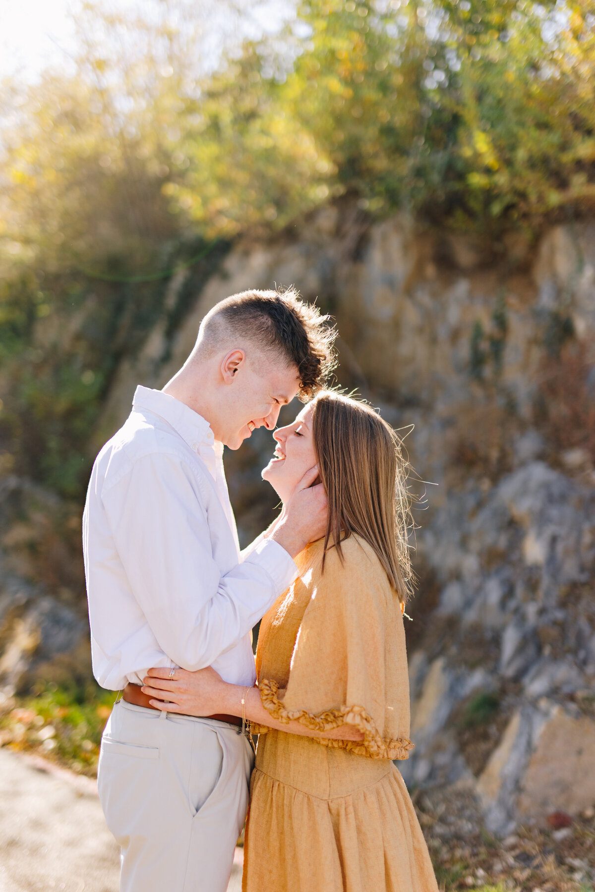 Julia Weaver Photography Photographer Wedding Engagement Senior College University Virginia Destination Sweethearts Authentic Light Bright Airy Fresh Colorful Photo Education Educator5