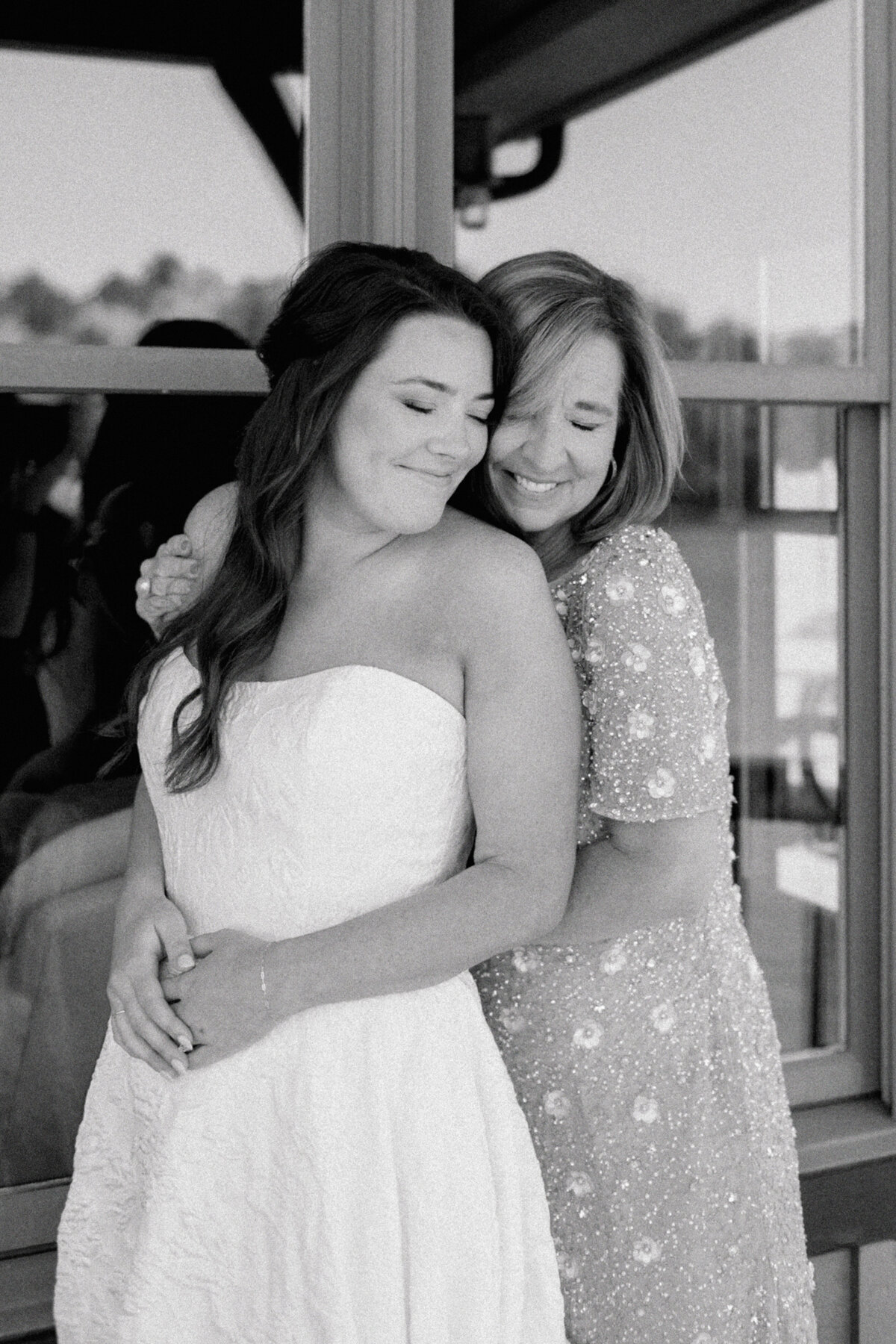 Willow Point Country Club Wedding-8