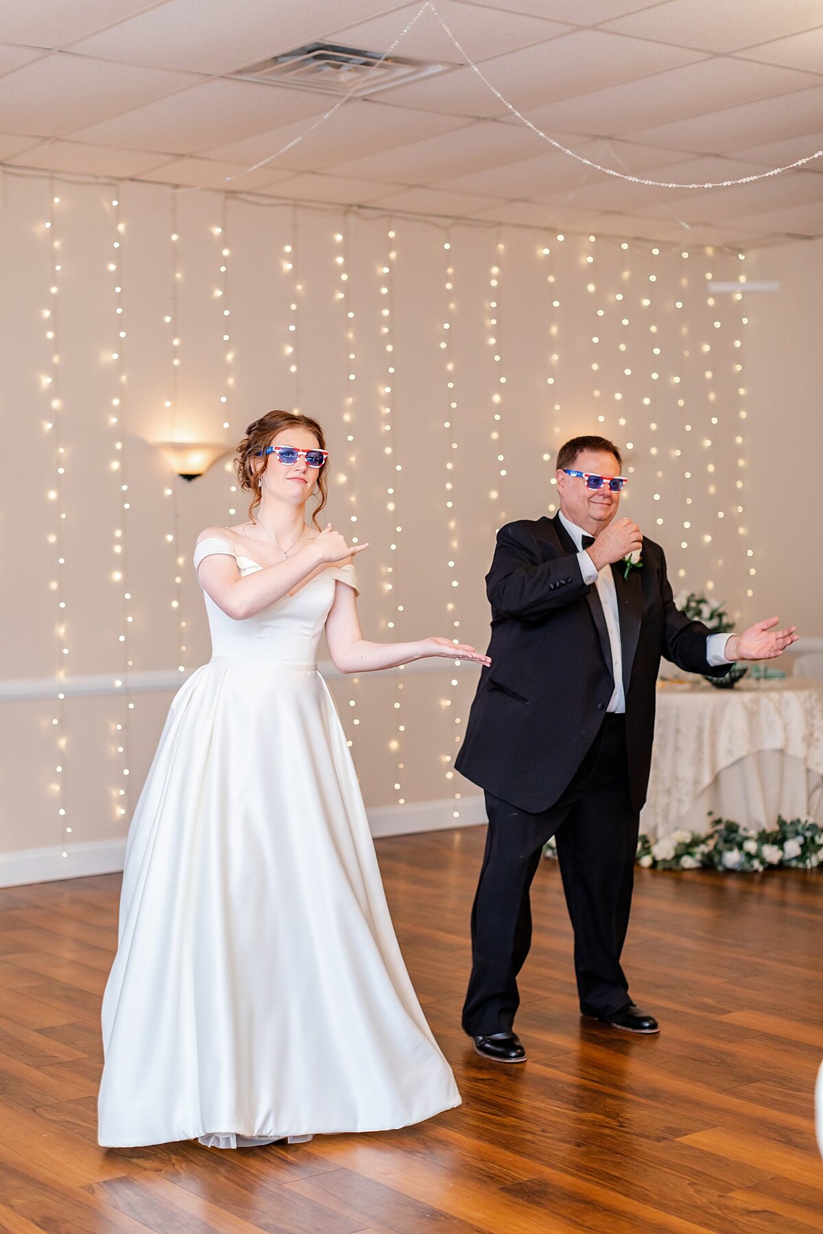 Pittsburgh-Nicassio-Fields-Green-Blue-Wedding-1 (42)