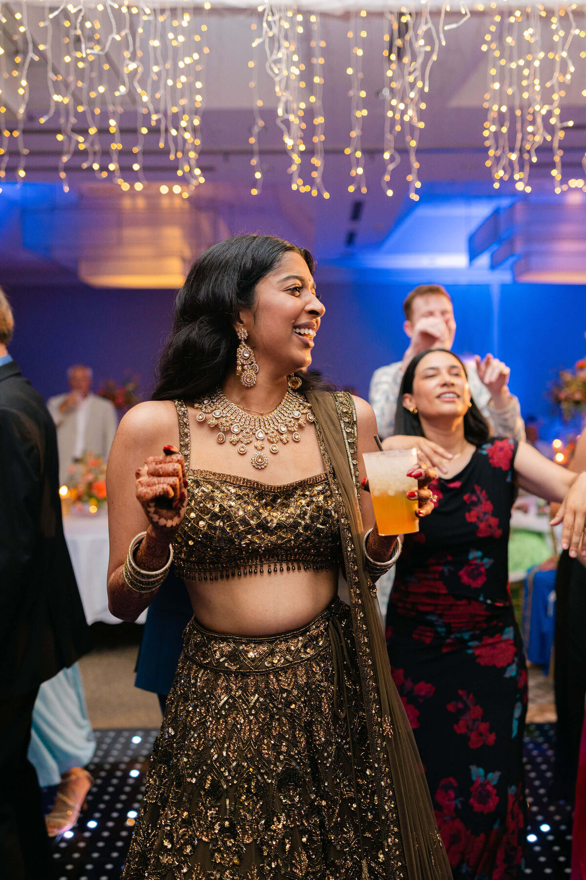 detroit-rehearsal-dinner-romantic-style