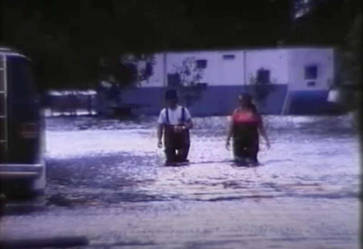 TITLE_The Flood of '93_2.26.32 PM