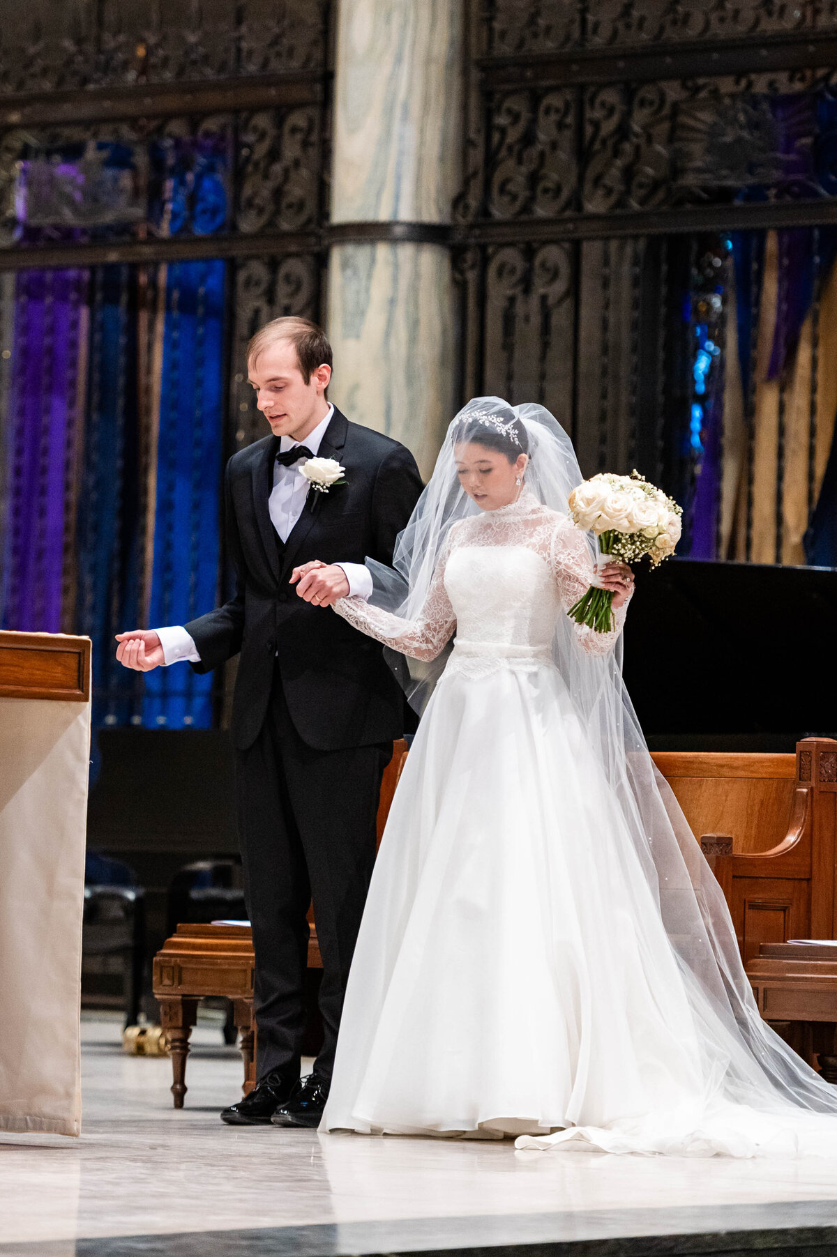 basilica-of-saint-mary-minneapolis-mn-wedding-photo-5