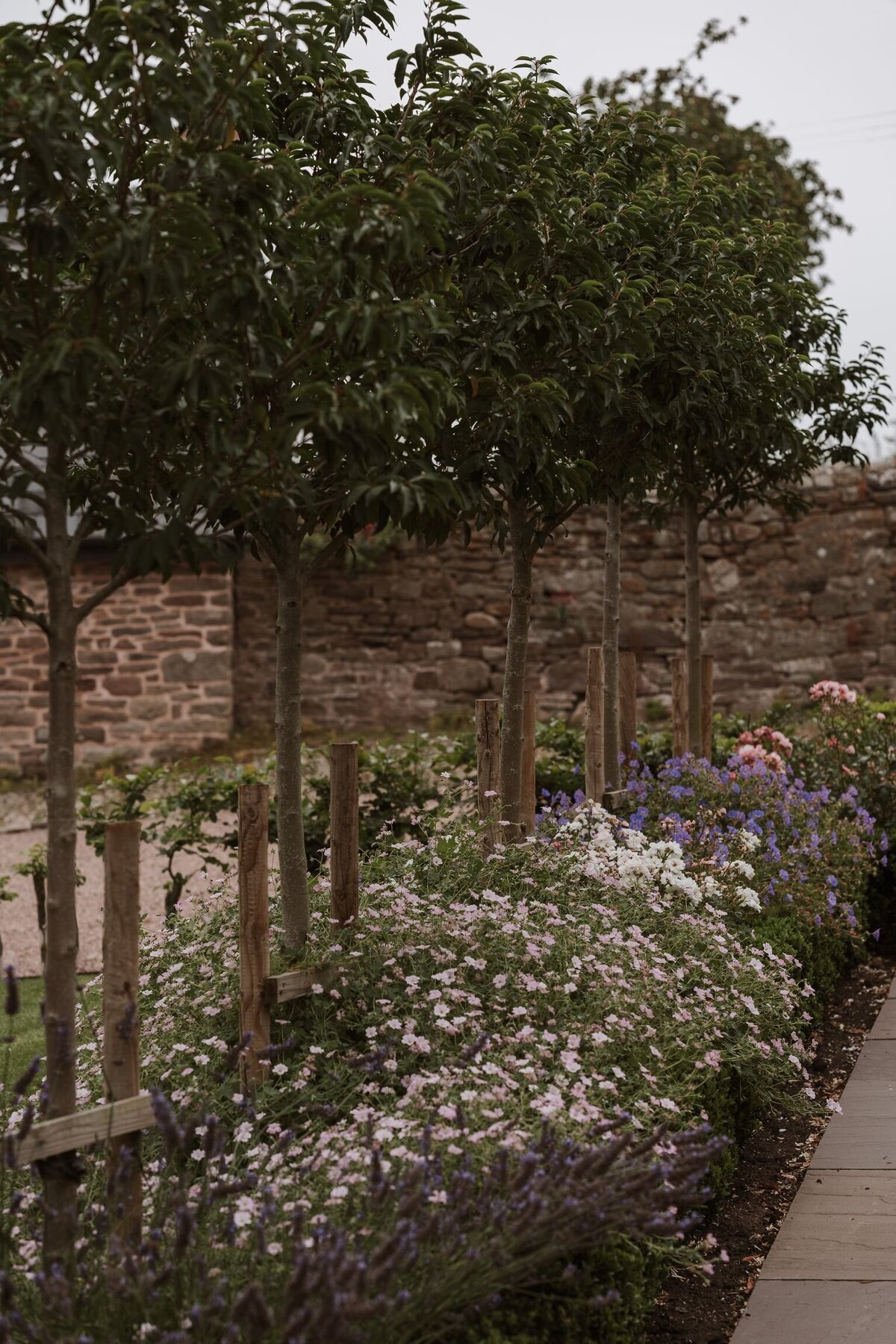 Llantilio_House_Wedding_Photographer_44