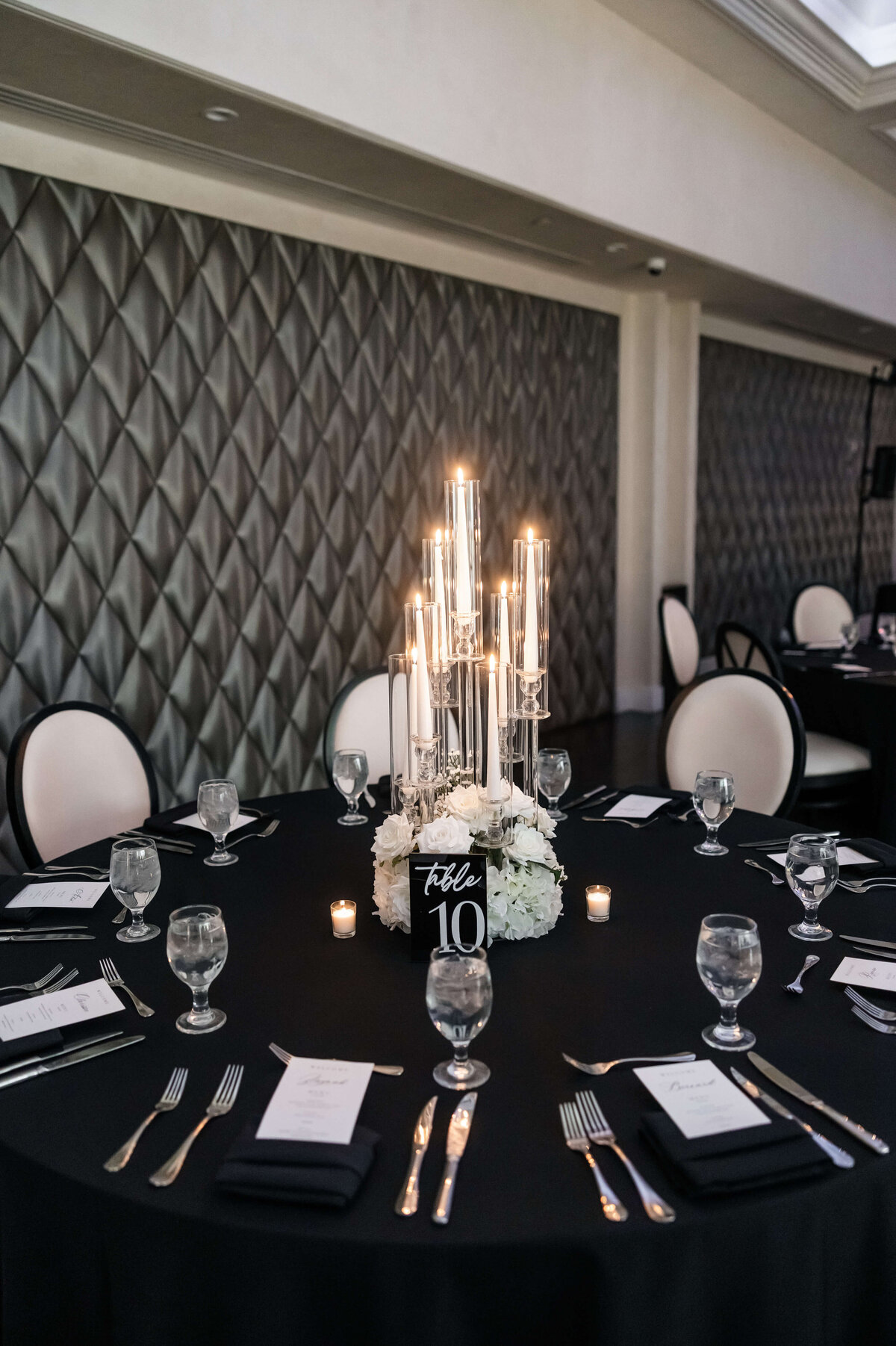 83riskyexposure_andrea-george_las-vegas-elopement-photography